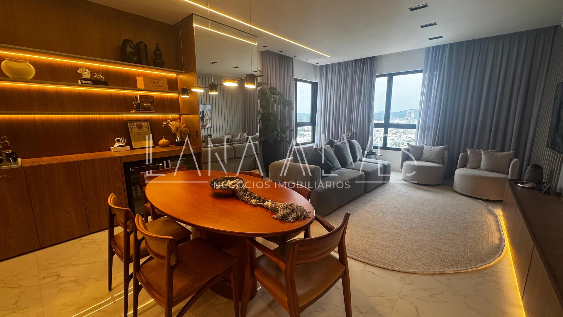 Apartamento, 3 quartos, 137 m² - Foto 1