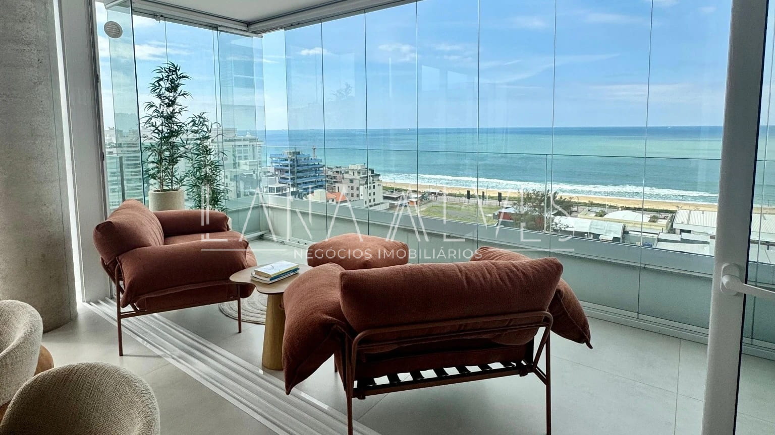 Apartamento, 3 quartos, 166 m² - Foto 1