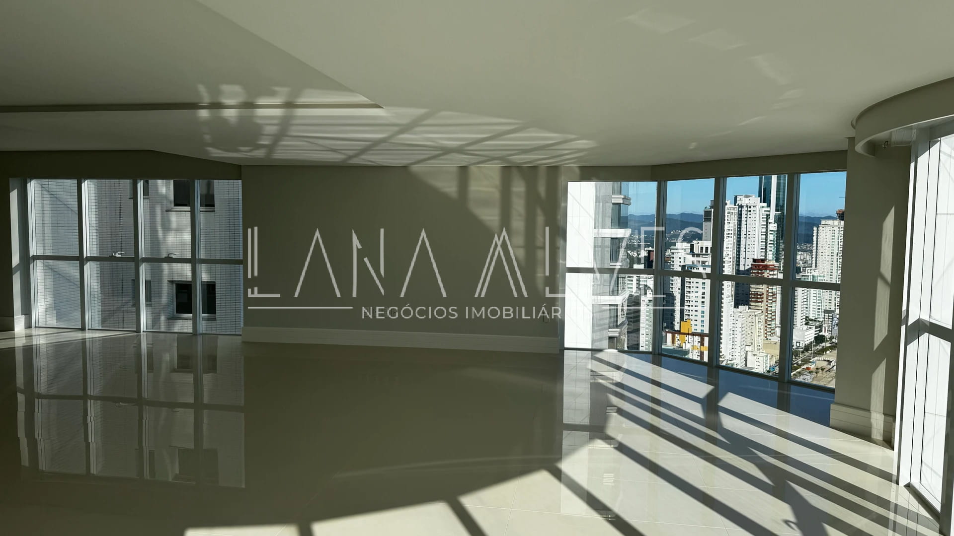 Apartamento, 4 quartos, 237 m² - Foto 7