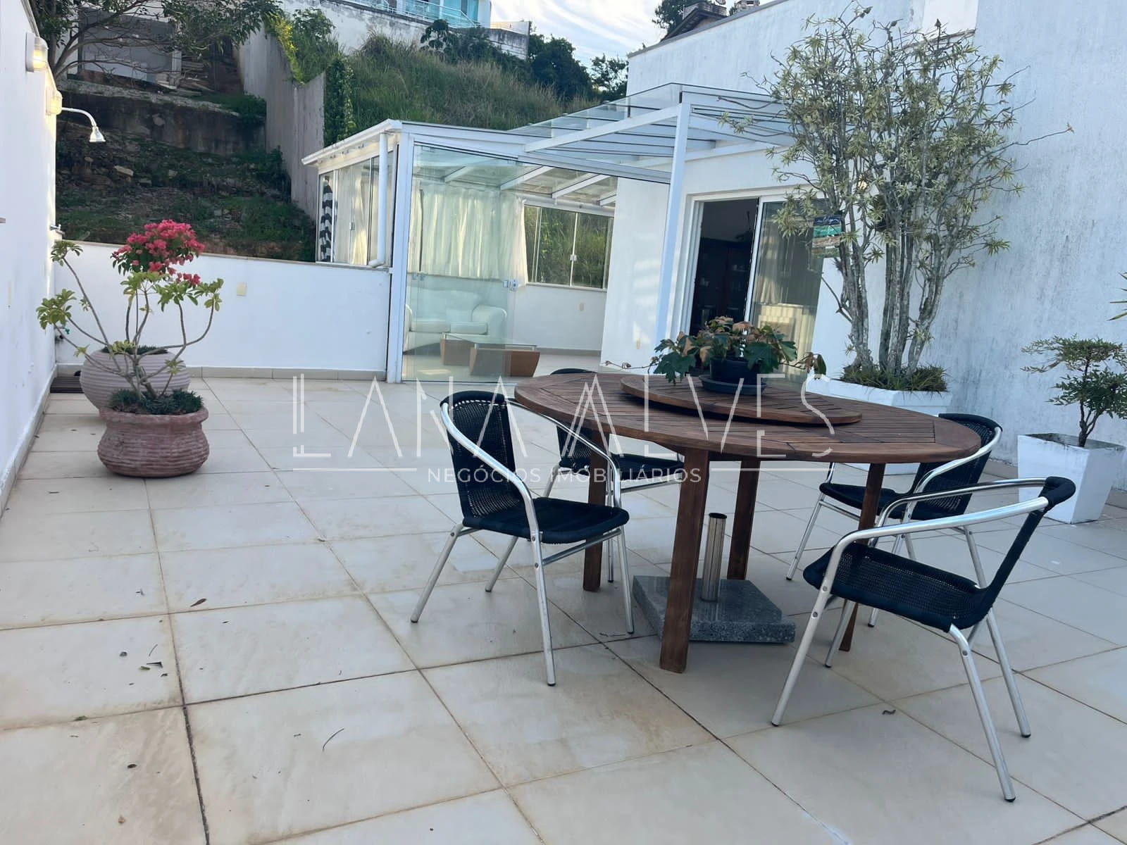 Casa, 5 quartos, 360 m² - Foto 4
