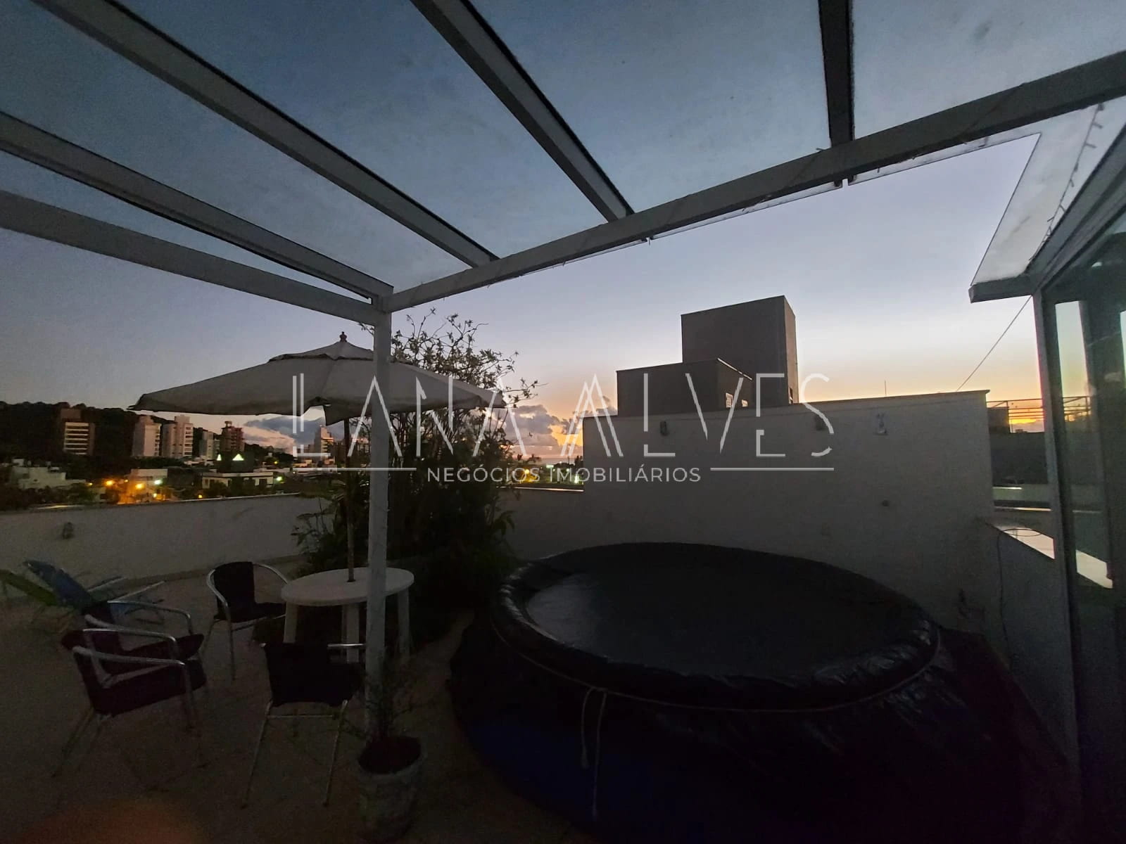 Casa, 5 quartos, 360 m² - Foto 23